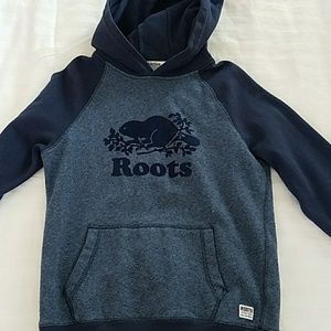 Boys Roots hoodie size L
